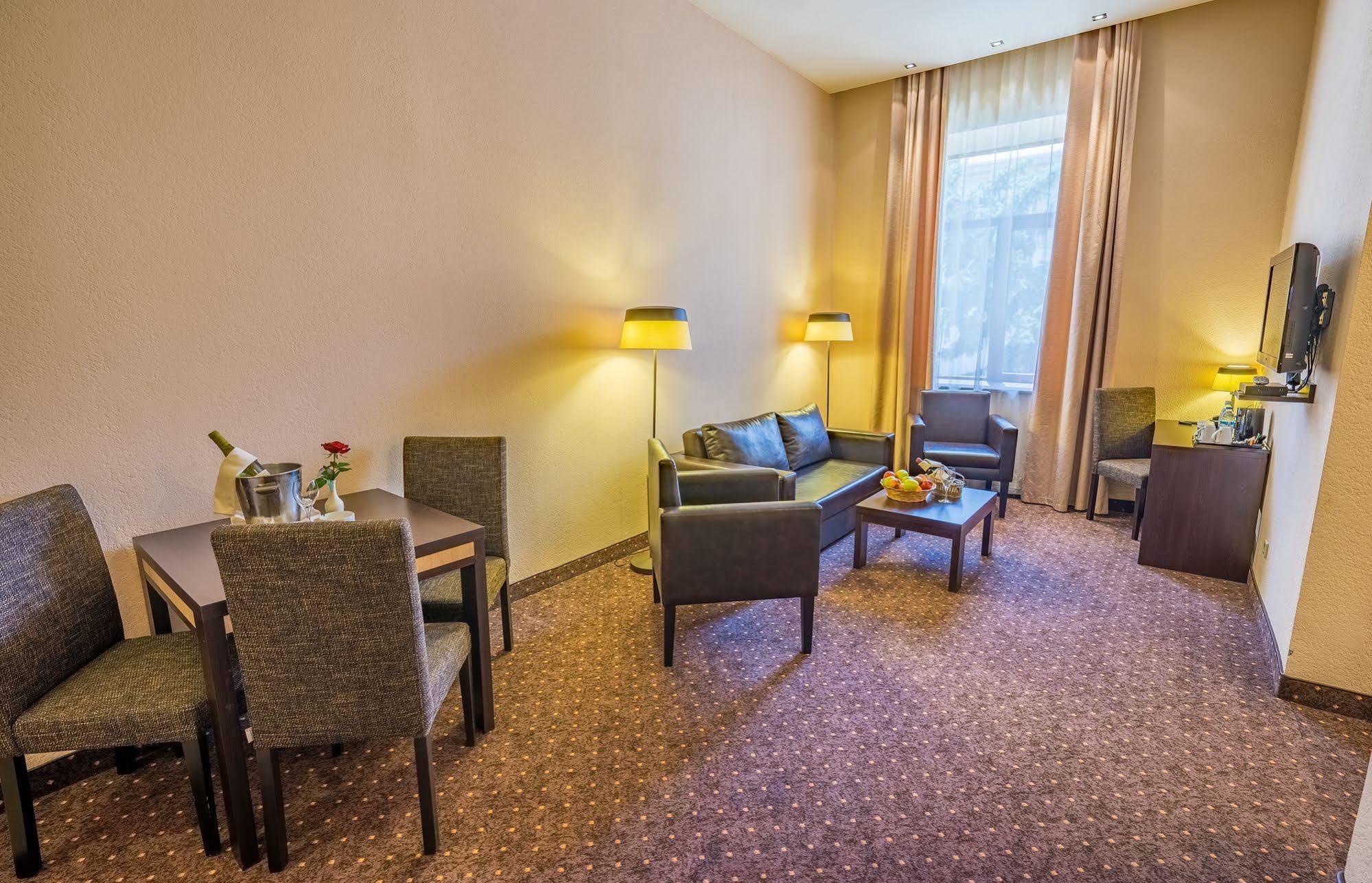 Hotel Lomsia Akhaltsikhe  Luaran gambar